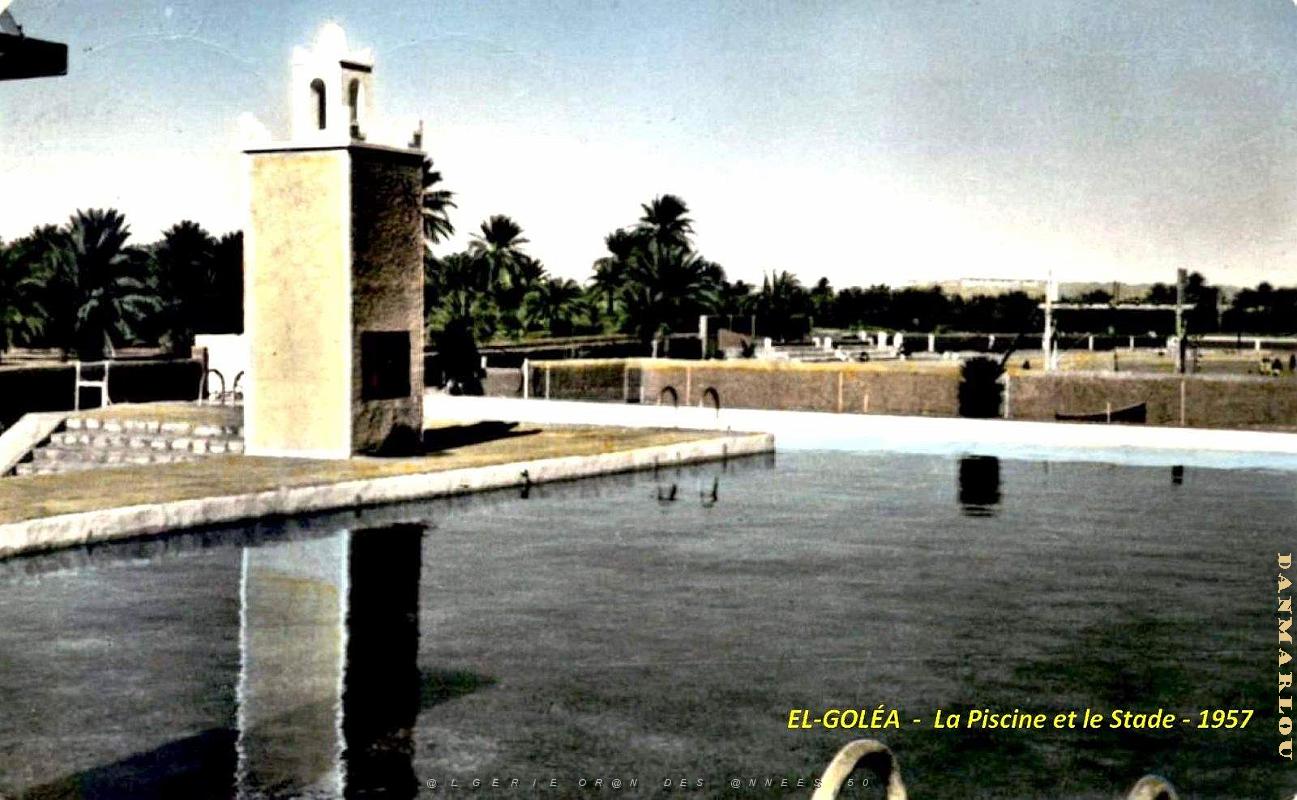 El-Golea - Piscine et Stade - 1957.jpg